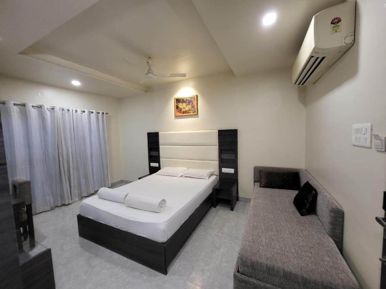 Hotel Nirvana Residency Nagpur Exterior photo